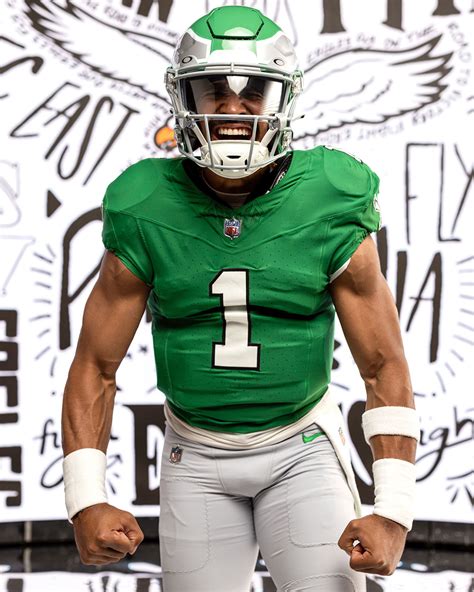 eagles kelly green leak|Eagles kelly green jerseys revealed after photos leak。